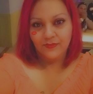 Meet your Posher, Roxanne